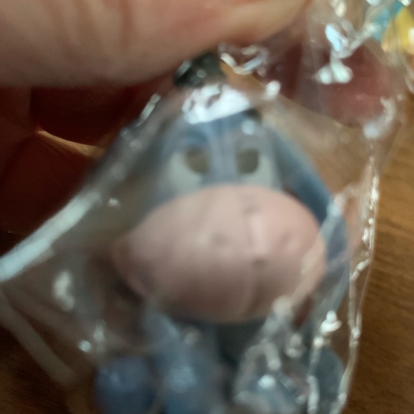 Great Cake toppers Winnie the Pooh & Friends set of 8 figures. Apprx 2 in tall - Picture 5 of 10